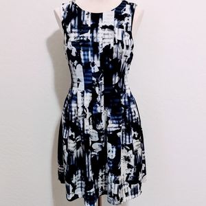 Vince Camuto Dress Size 6